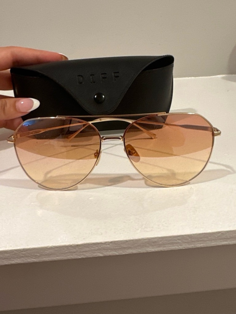 Pink Gradient Aviator Sunglasses